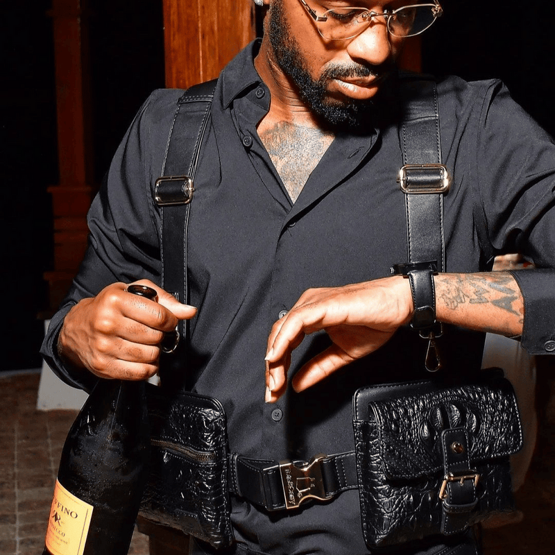 Apollo 2 Chest Bag in Red