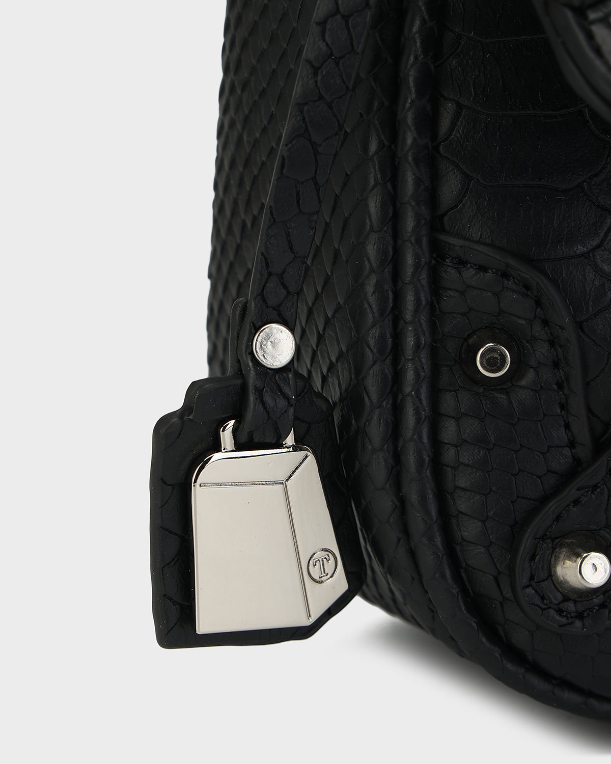 Vixen Croc Pochette in Black