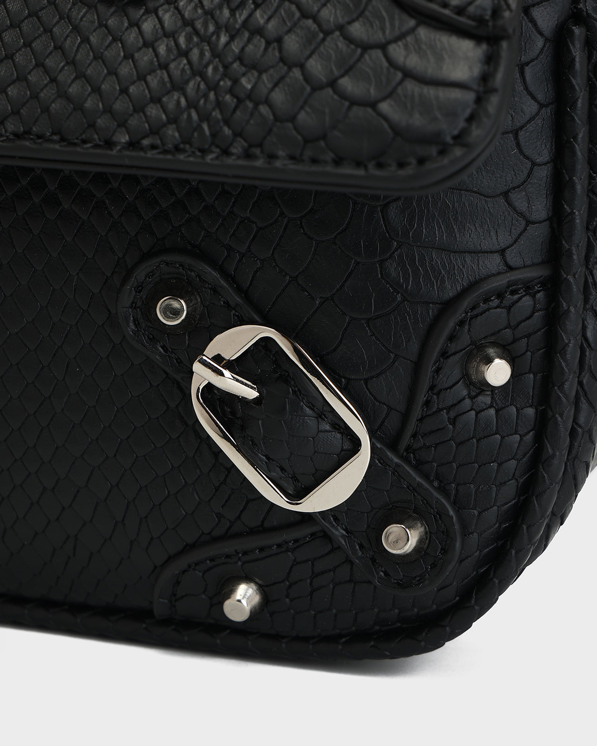 Vixen Croc Pochette in Black