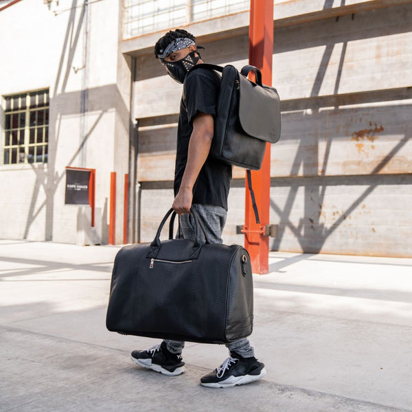 Signature Weekender Travel Set in Black