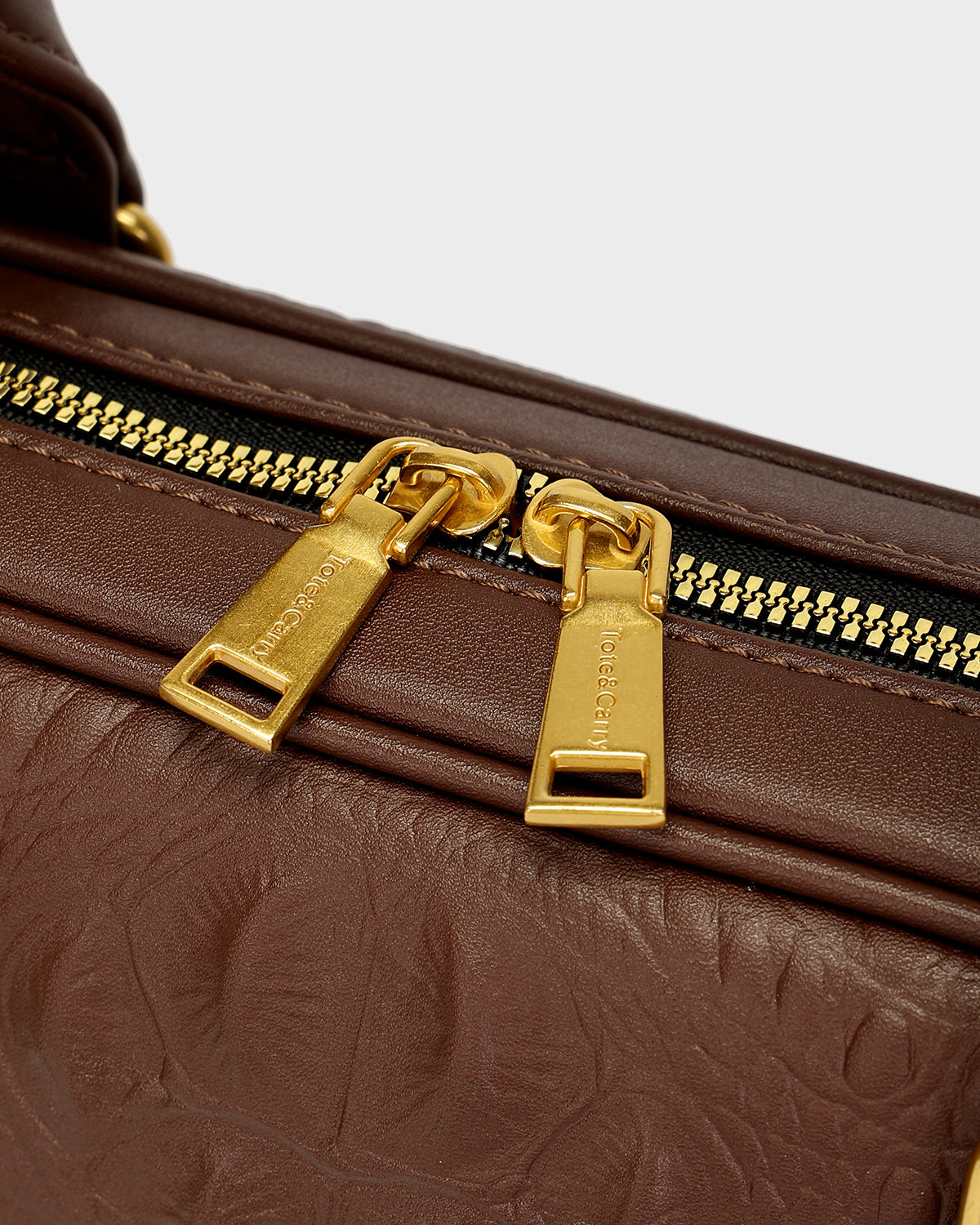 Statement Jetsetter Laptop Bag in Brown