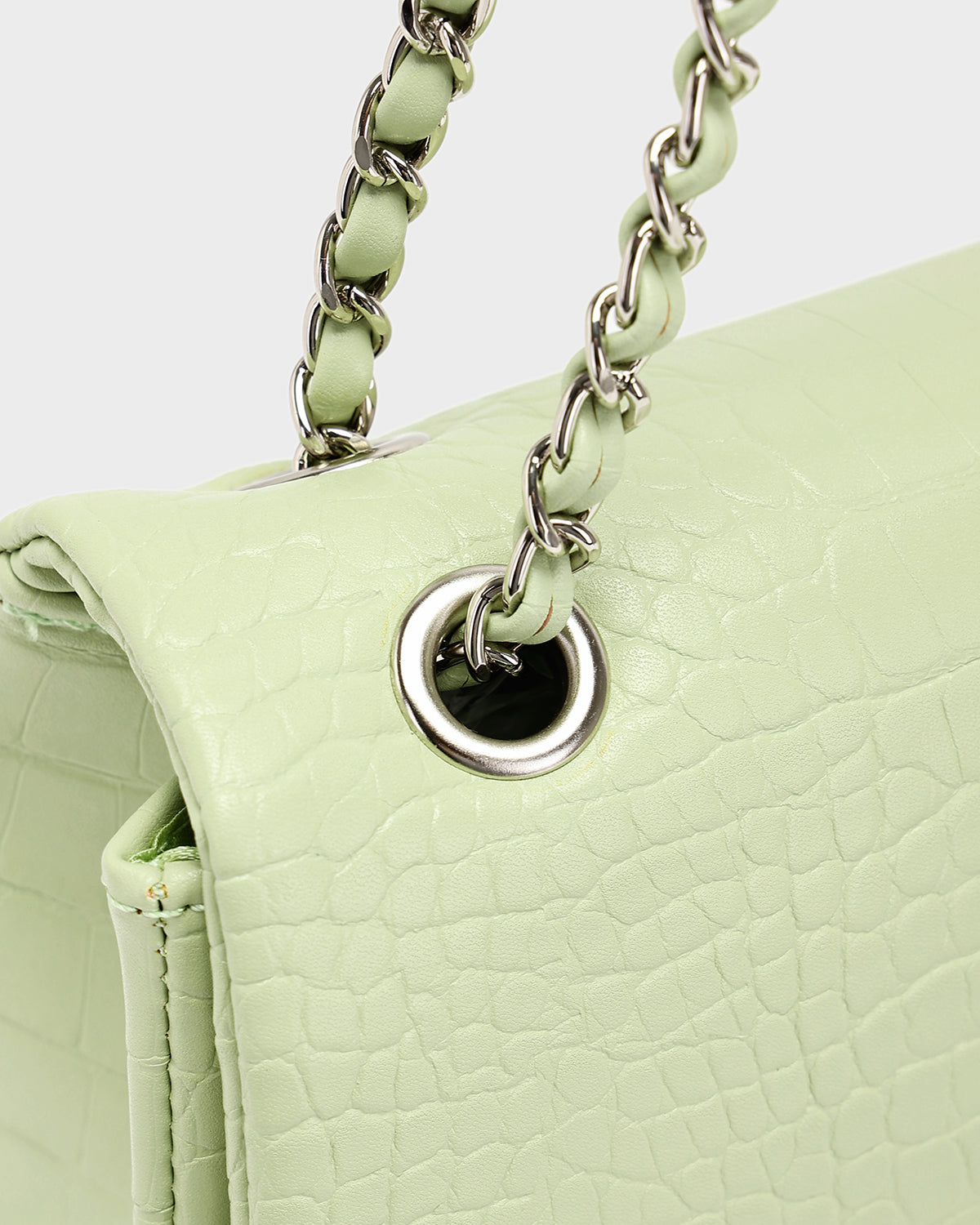 Rally Shoulder Bag in Matcha