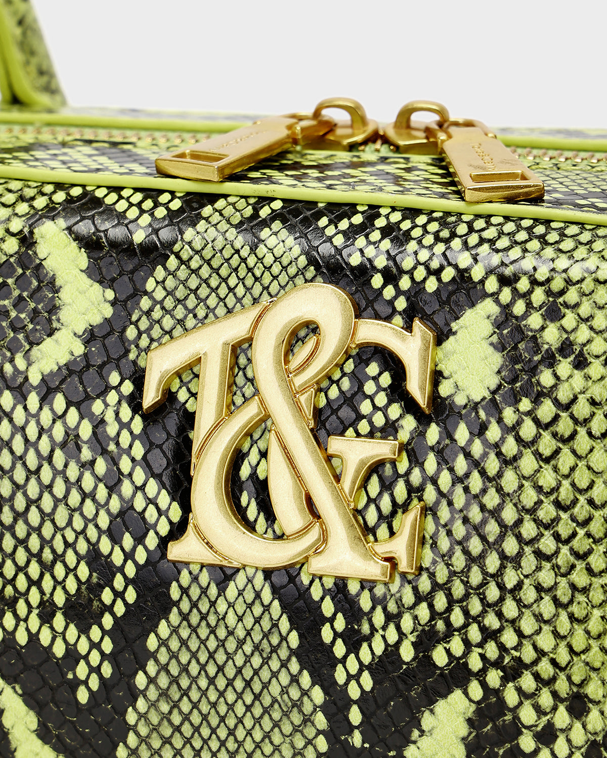 Sienna Shoulder Bag in Nagini