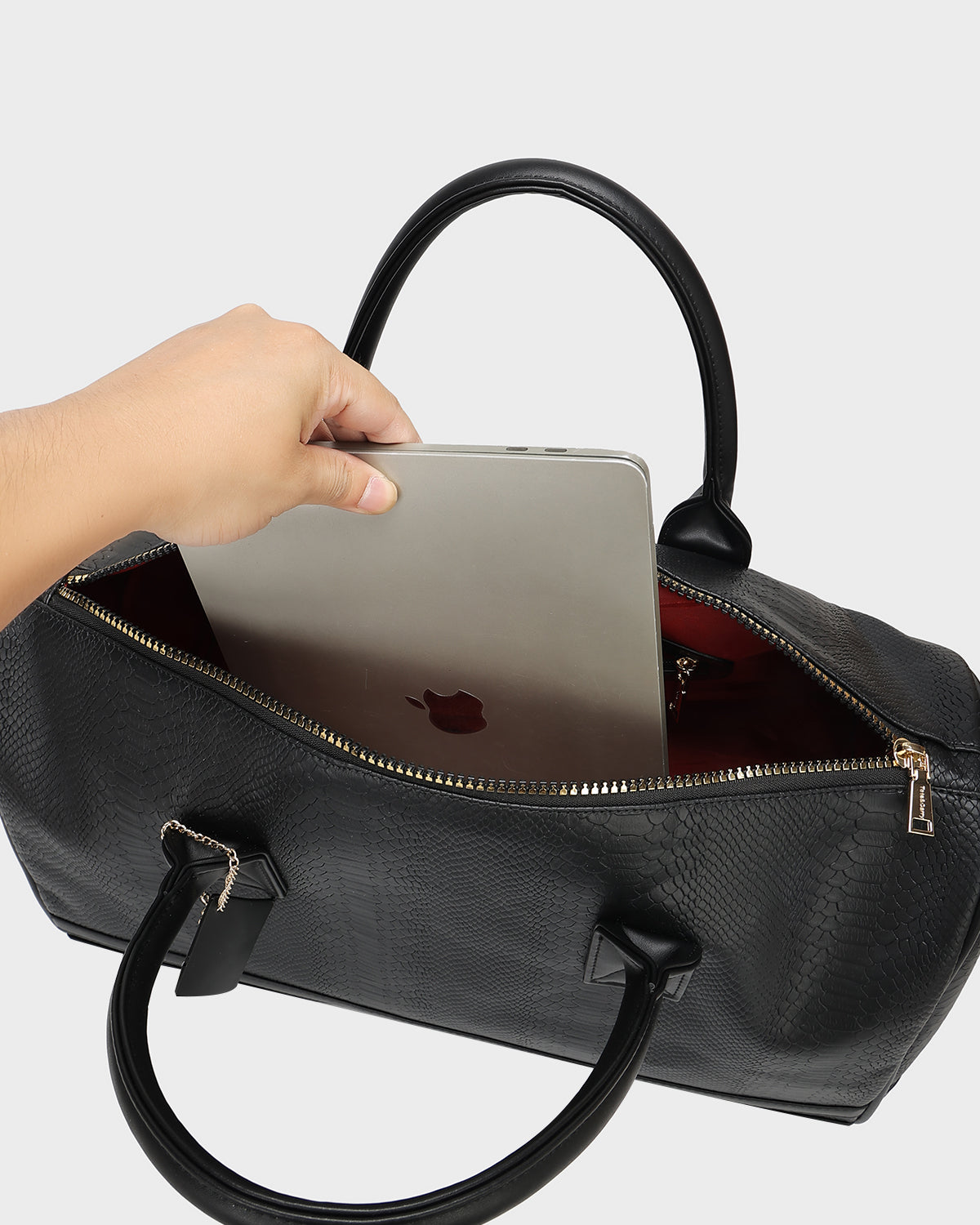 Signature Weekender Duffle Bag in Black