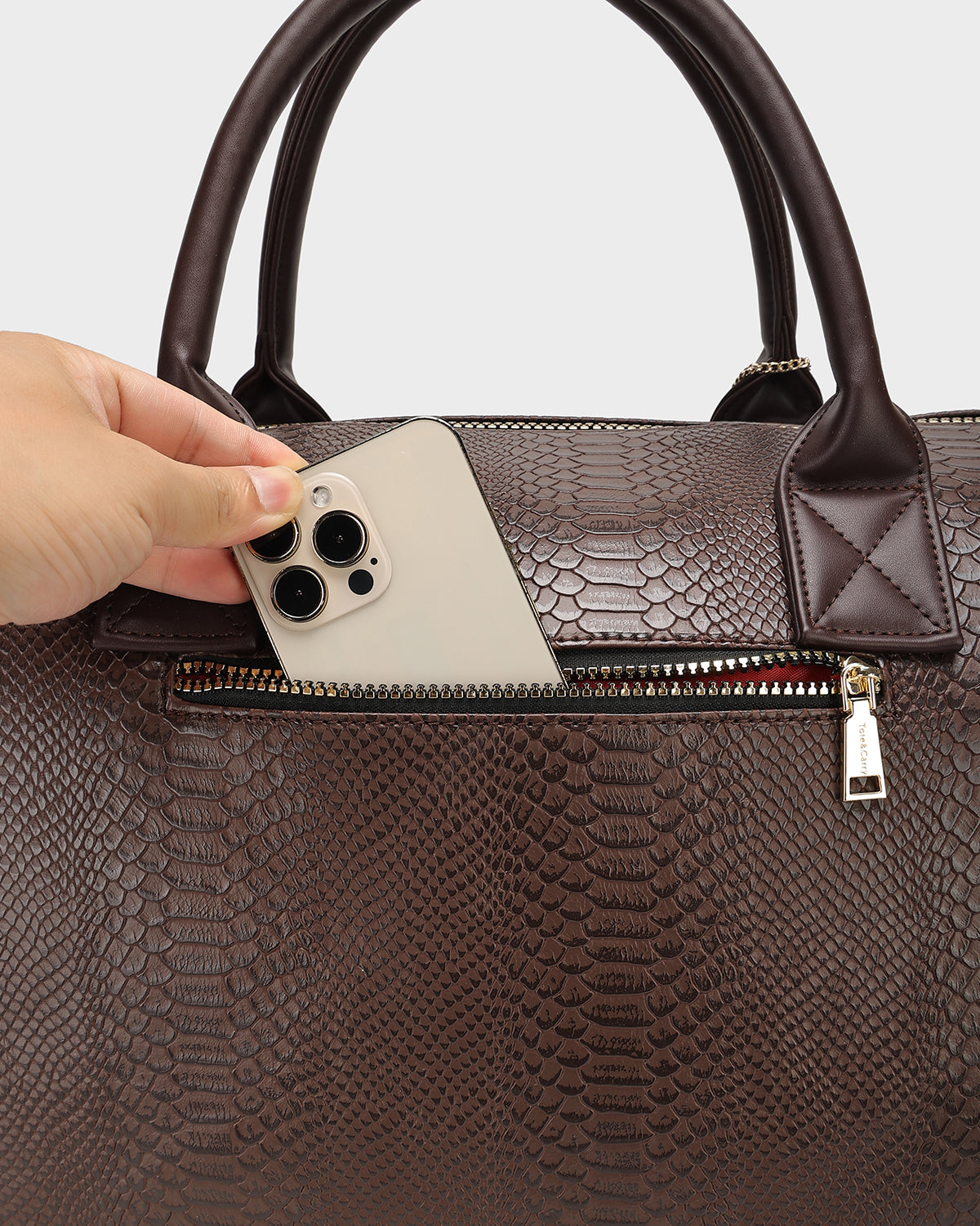 Signature Weekender Duffle Bag in Chocolate