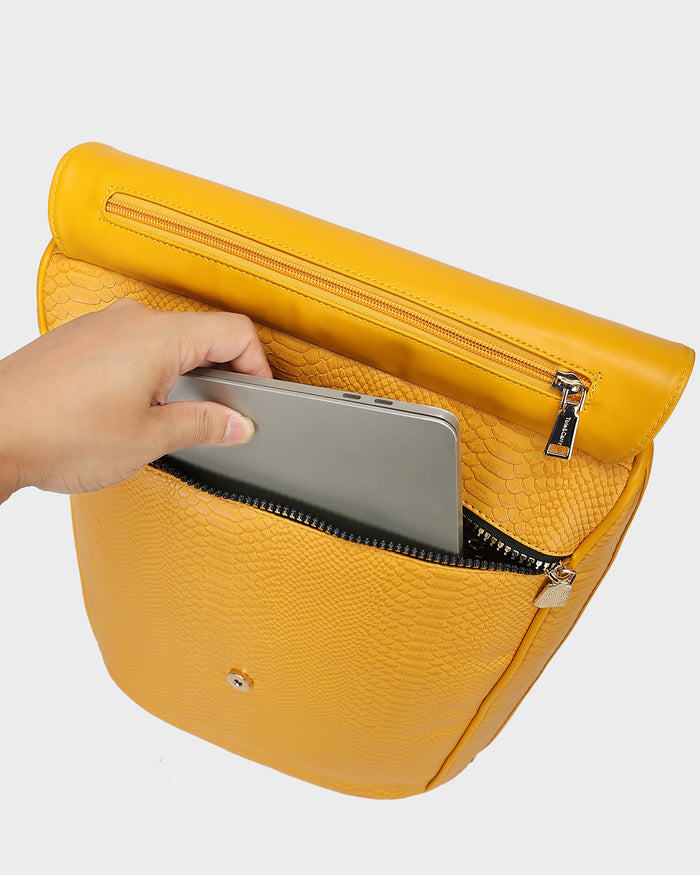 Signature Weekender Travel Set in Sunflower Yellow