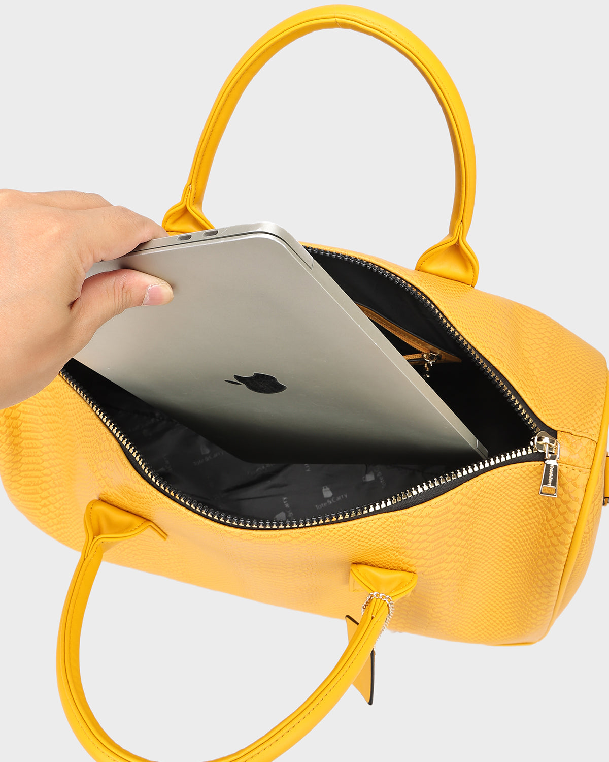Signature Weekender Travel Set in Sunflower Yellow