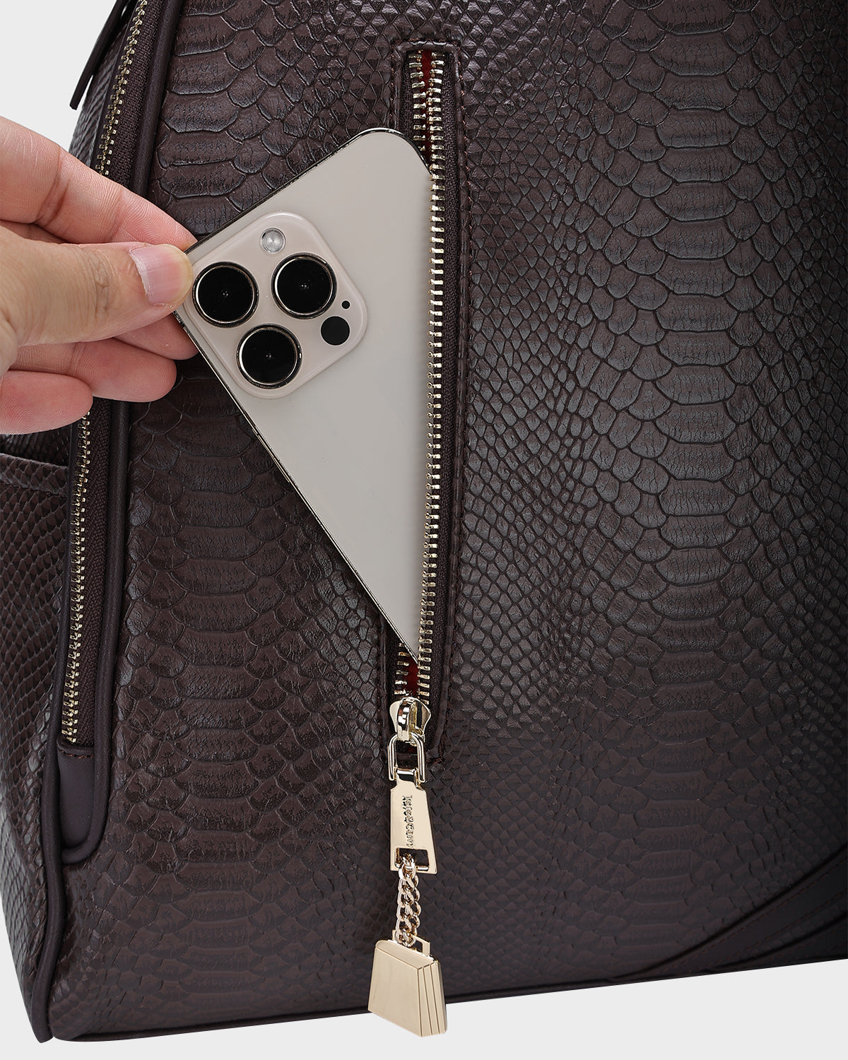 Signature Commuter Backpack in Chocolate