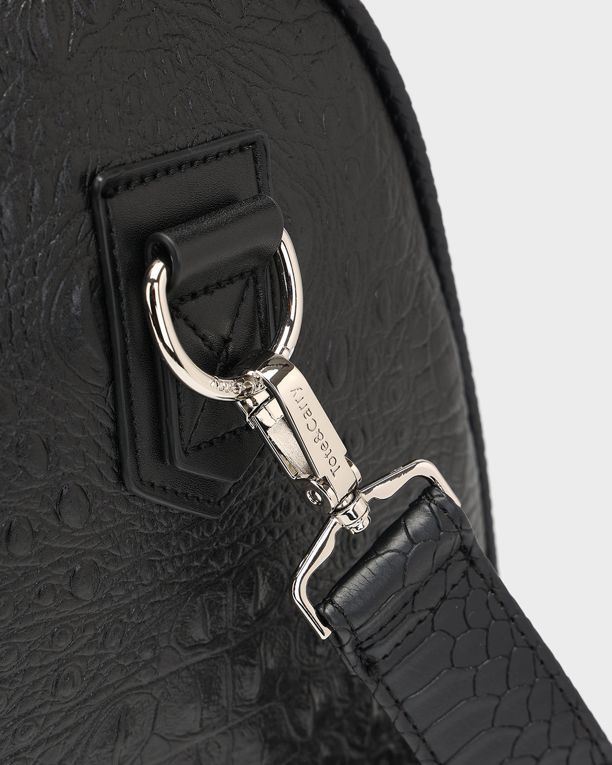 Statement Weekender Travel Set in Black
