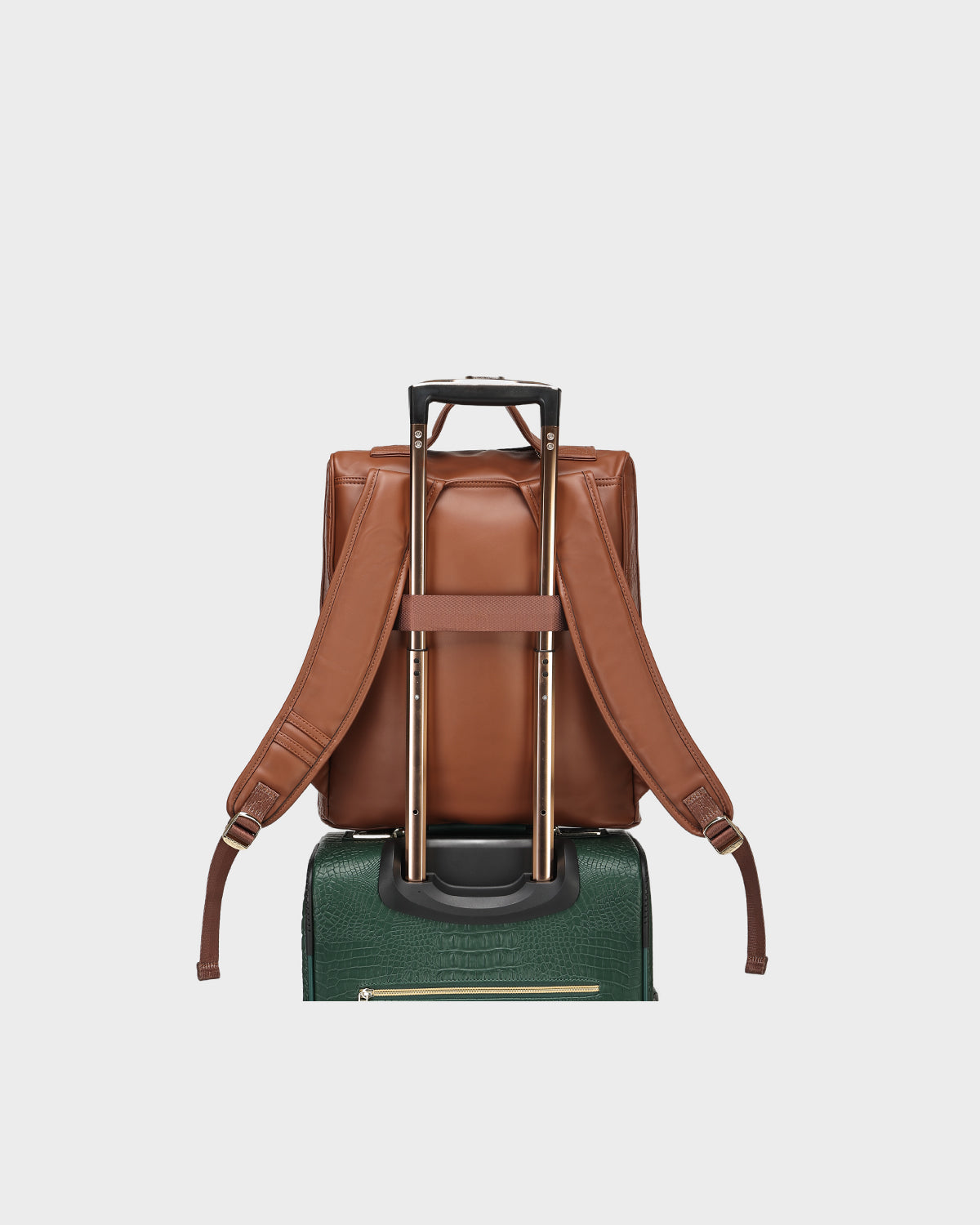 Classic Weekender Backpack in Caramel