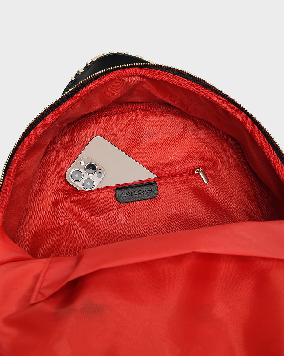Statement Commuter Backpack in Black