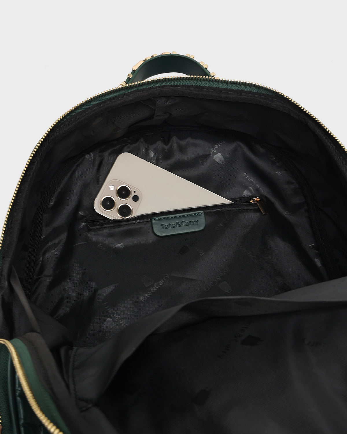 Statement Commuter Backpack in Emerald