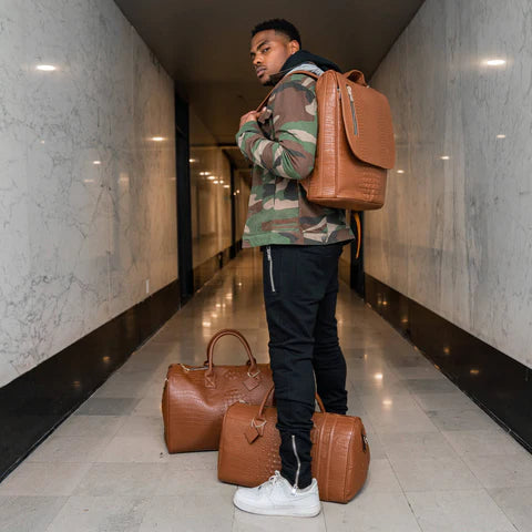 Statement Weekender Travel Set in Caramel