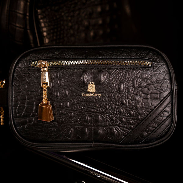 Classic Essential Toiletry Bag in Black