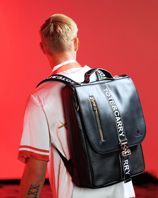Signature Urban Rolling Duffle Set in Black