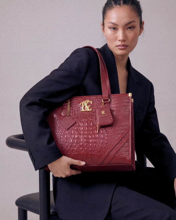 Cityscape Tote in Wine Red