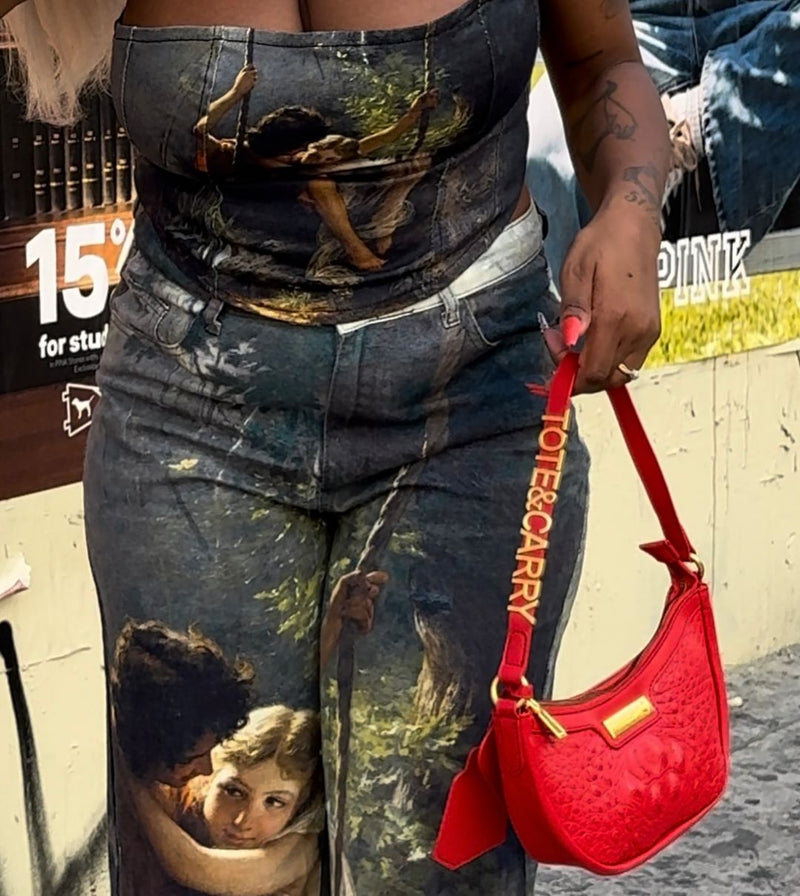 Cutie Shoulder Purse in Red
