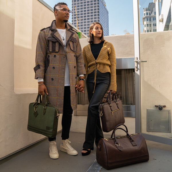 Signature Weekender Duffle Bag in Chocolate