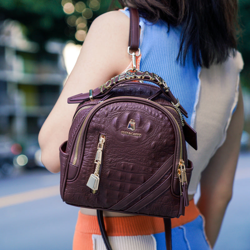 Statement Commuter Backpack in Brown