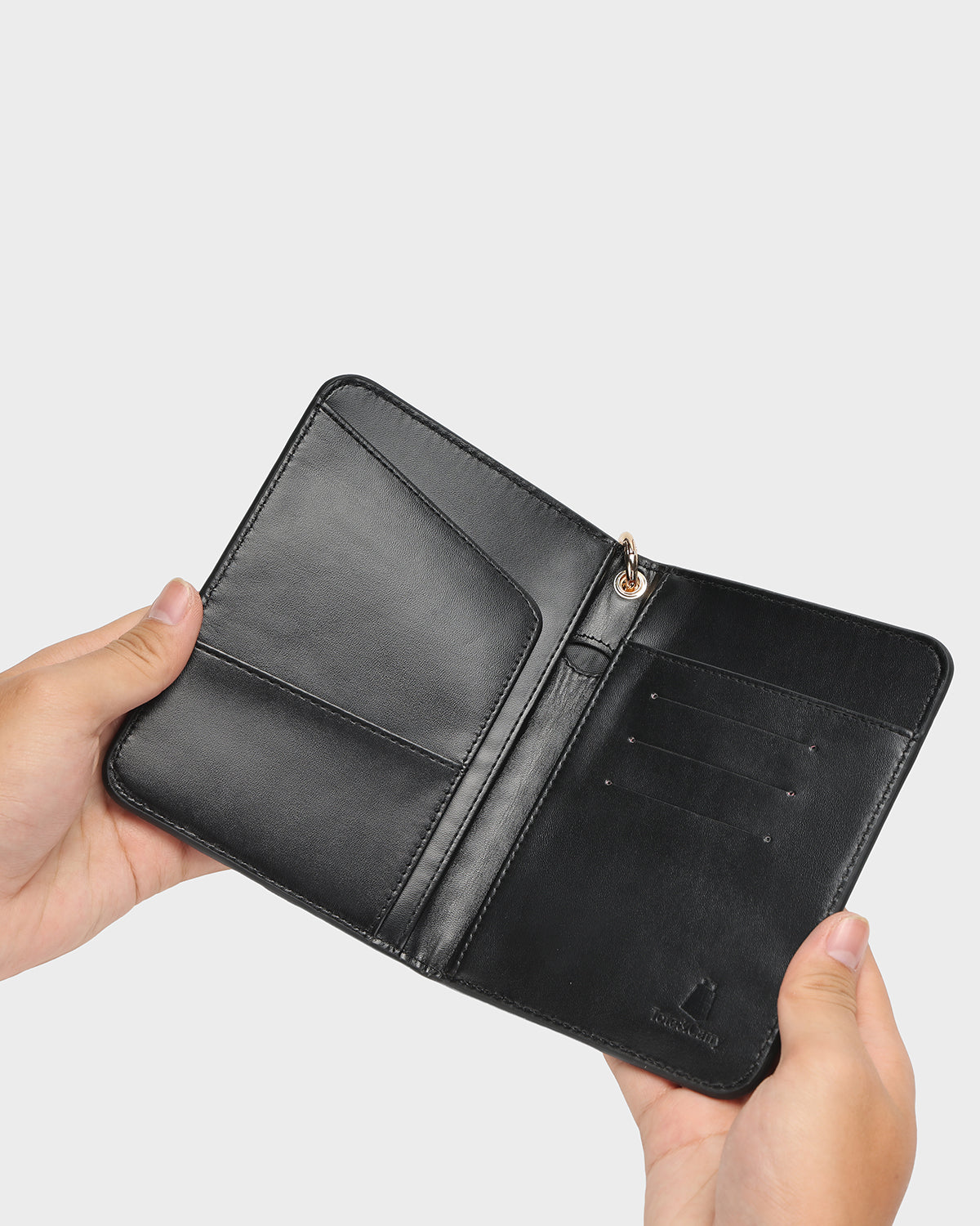 Statement Carry-On Kit in Black