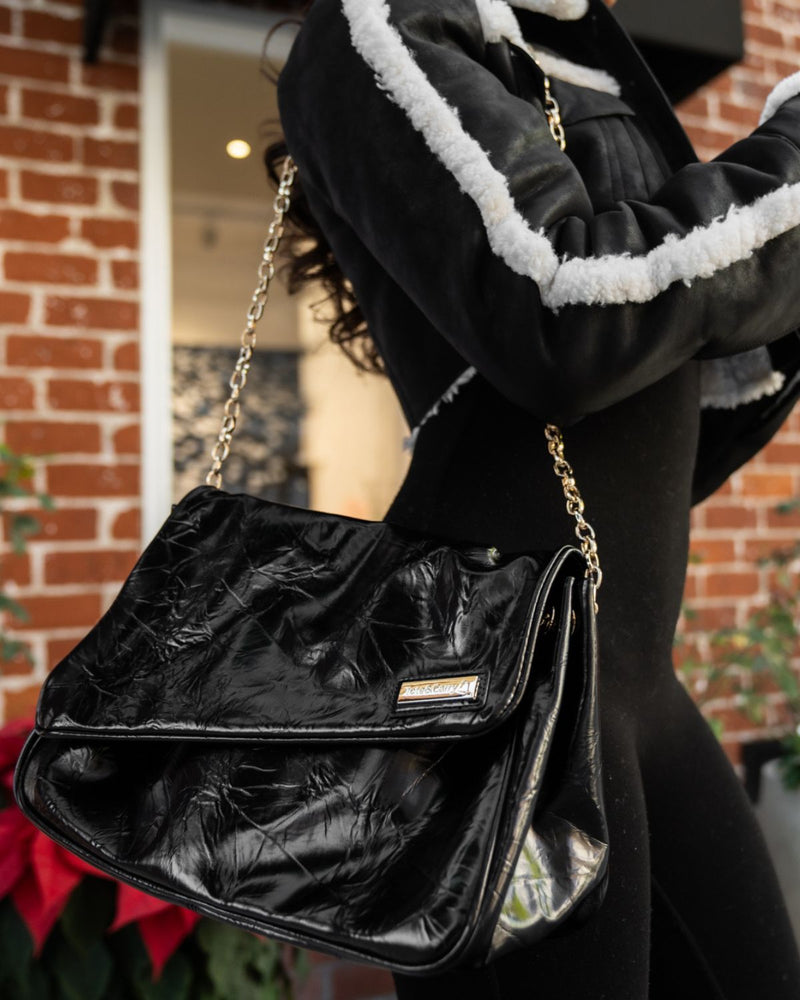 Rebellious Evening Shoulder Bag in Black