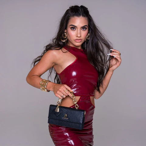 Sarah Purse in Black