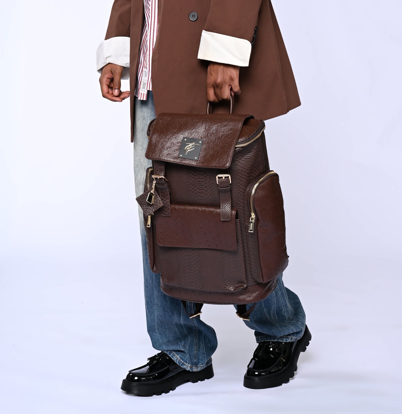 STYLE SENDS A SIGNAL