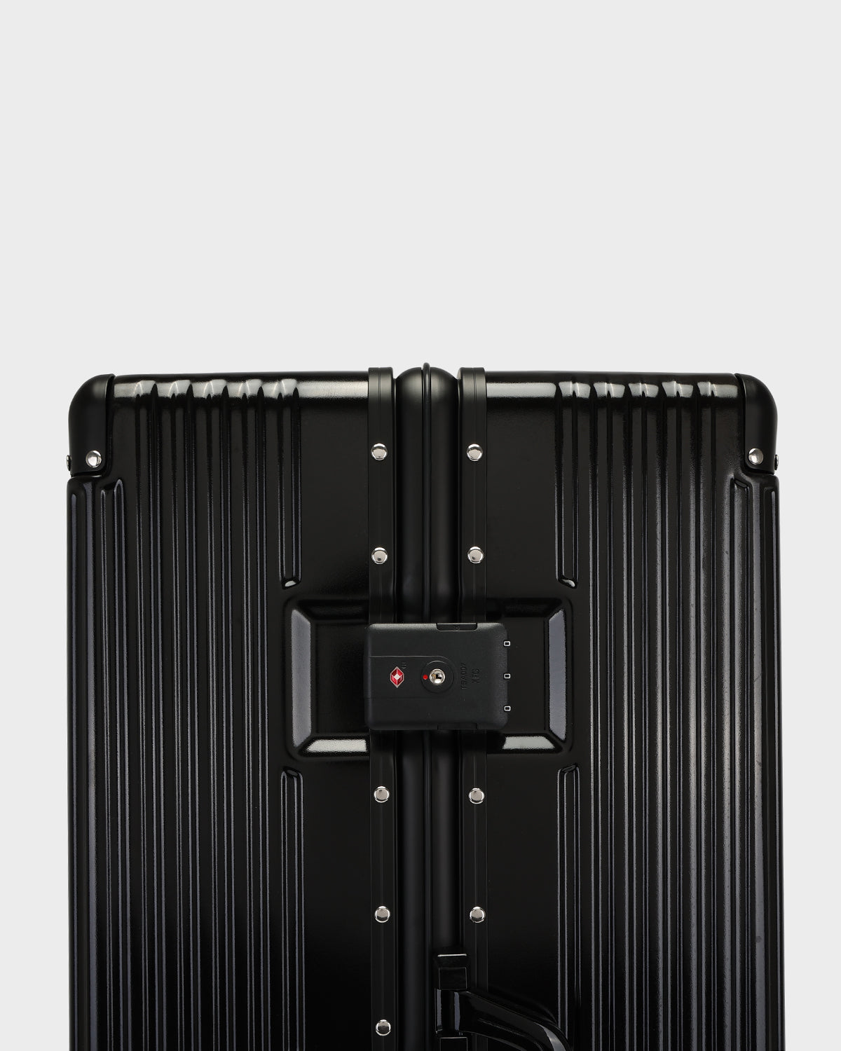 Alloy Elite 2PC Suitcase Set in Onyx