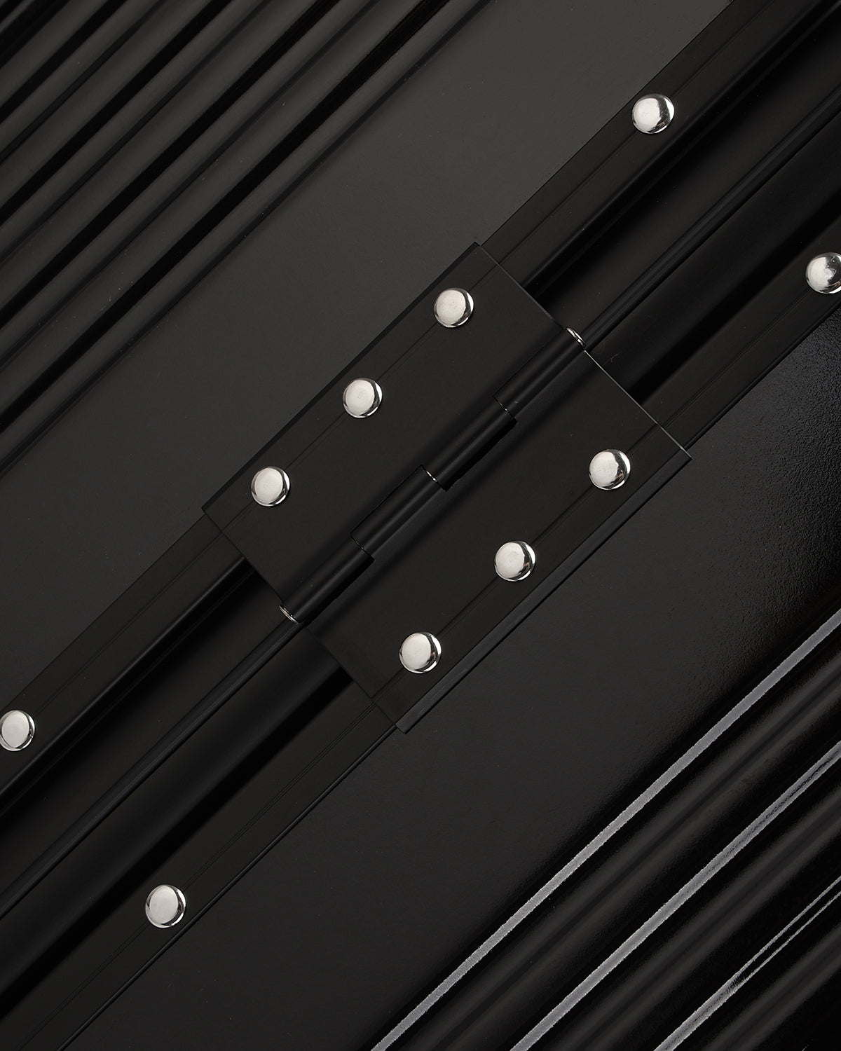 Alloy Elite 2PC Suitcase Set in Onyx