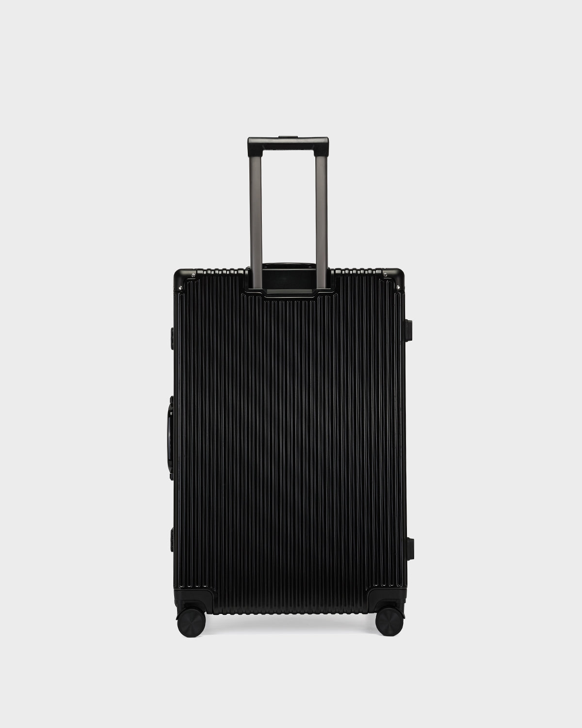 Alloy Elite 2PC Suitcase Set in Onyx