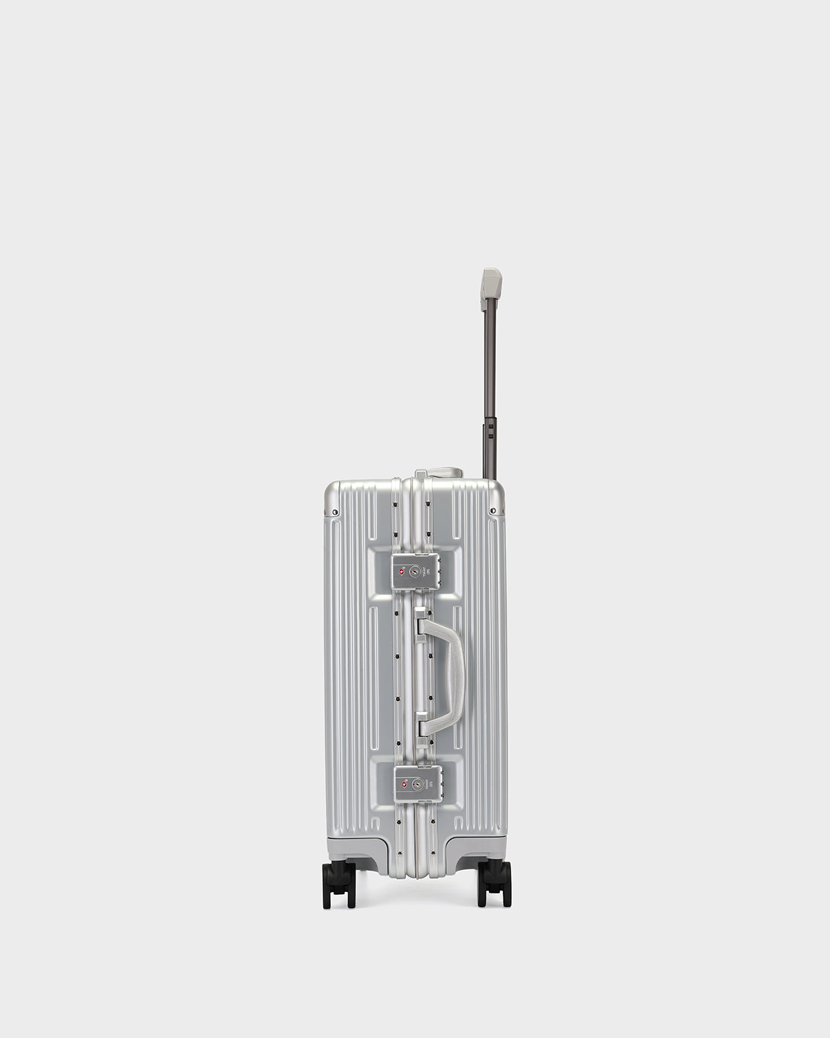 Alloy Elite 2PC Suitcase Set in Platinum Silver