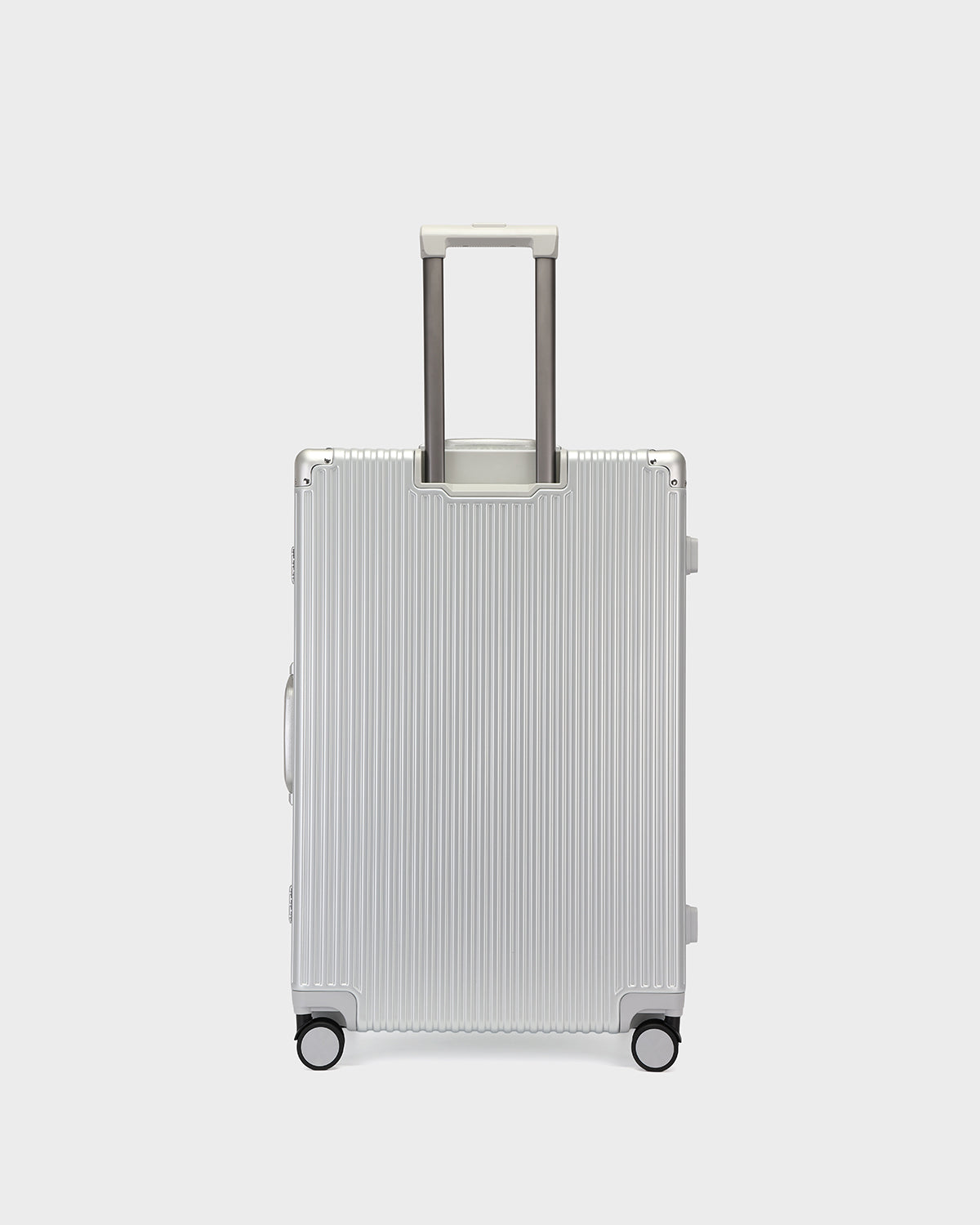 Alloy Elite 2PC Suitcase Set in Platinum Silver