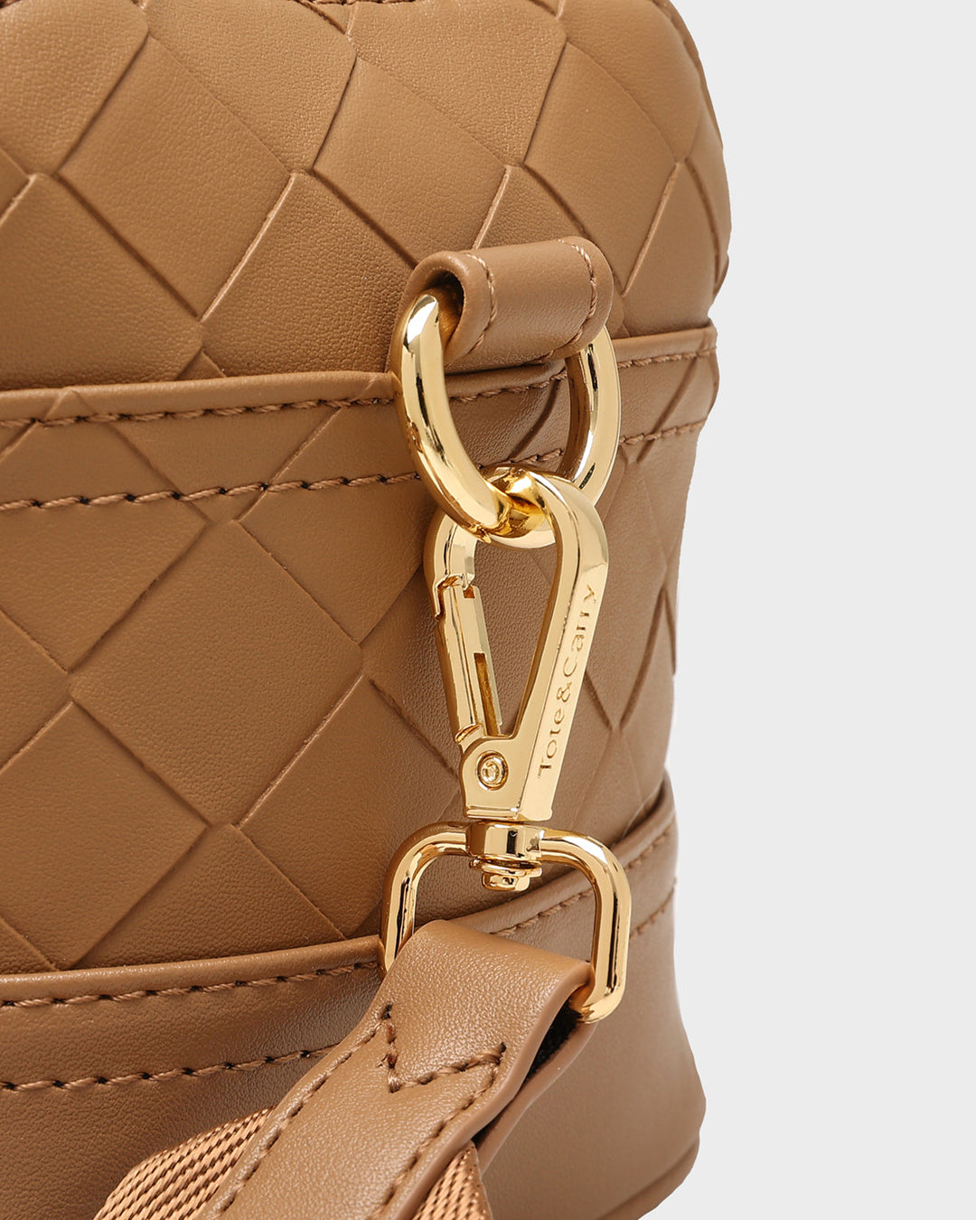 Bodega Toiletry Bag in Caramel