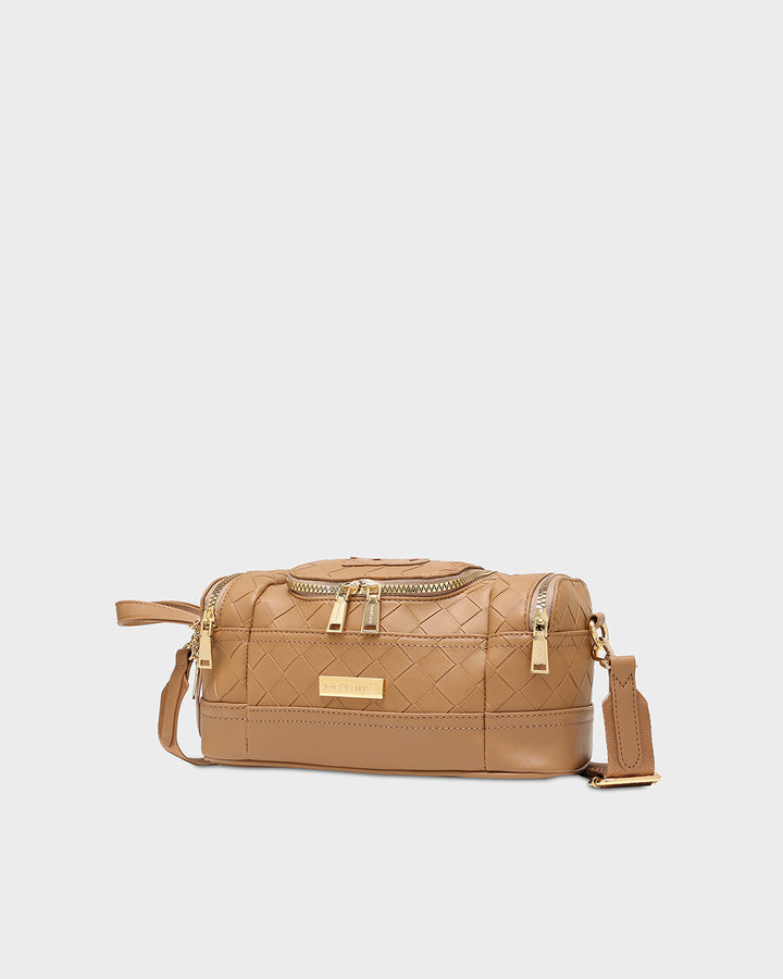 Bodega Toiletry Bag in Caramel