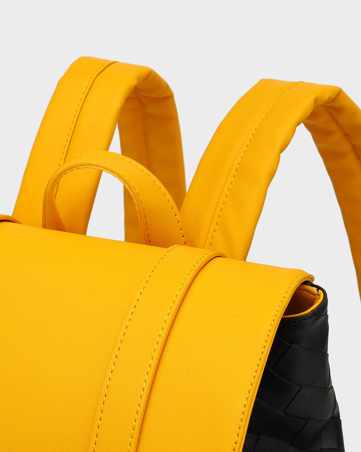 Bodega Rolling Travel Set in Black & Yellow