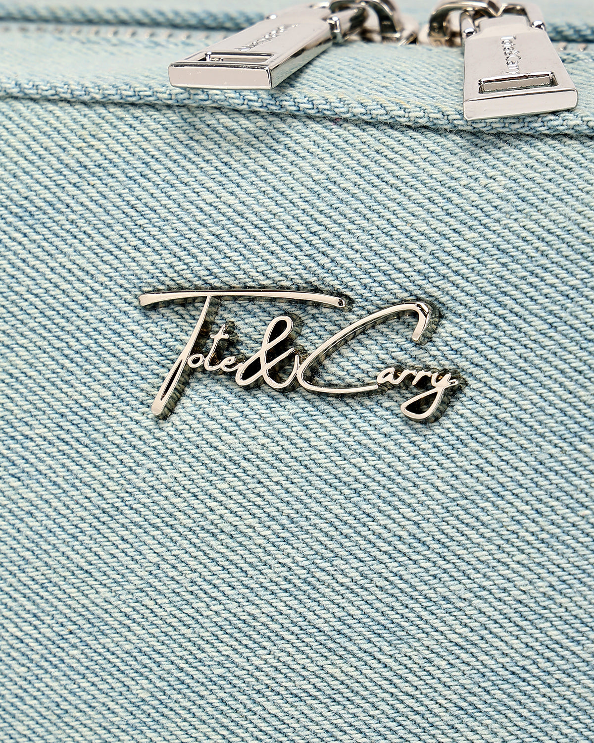Cityline Baguette Bag in Ocean Blue