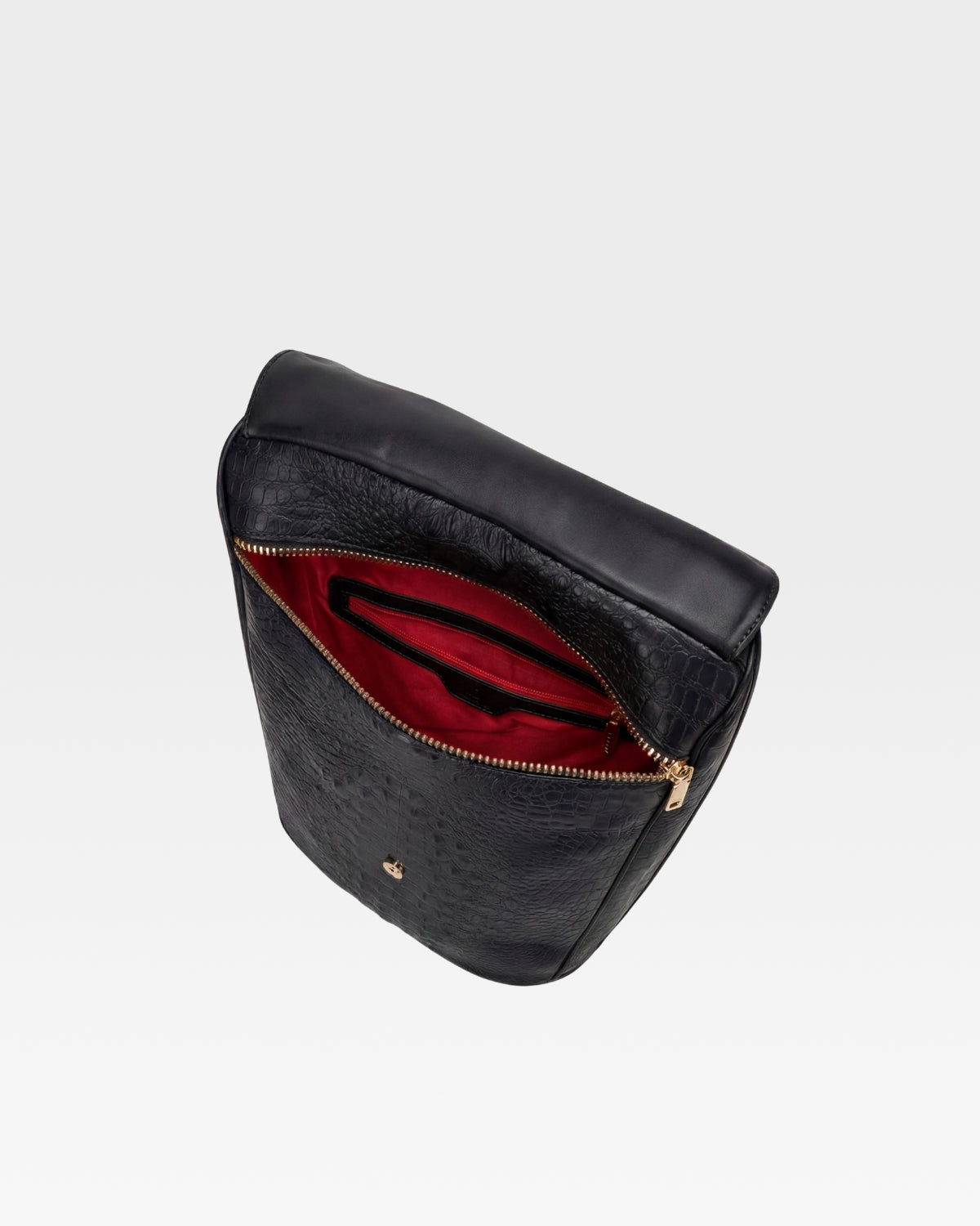 Classic Weekender Backpack in Black
