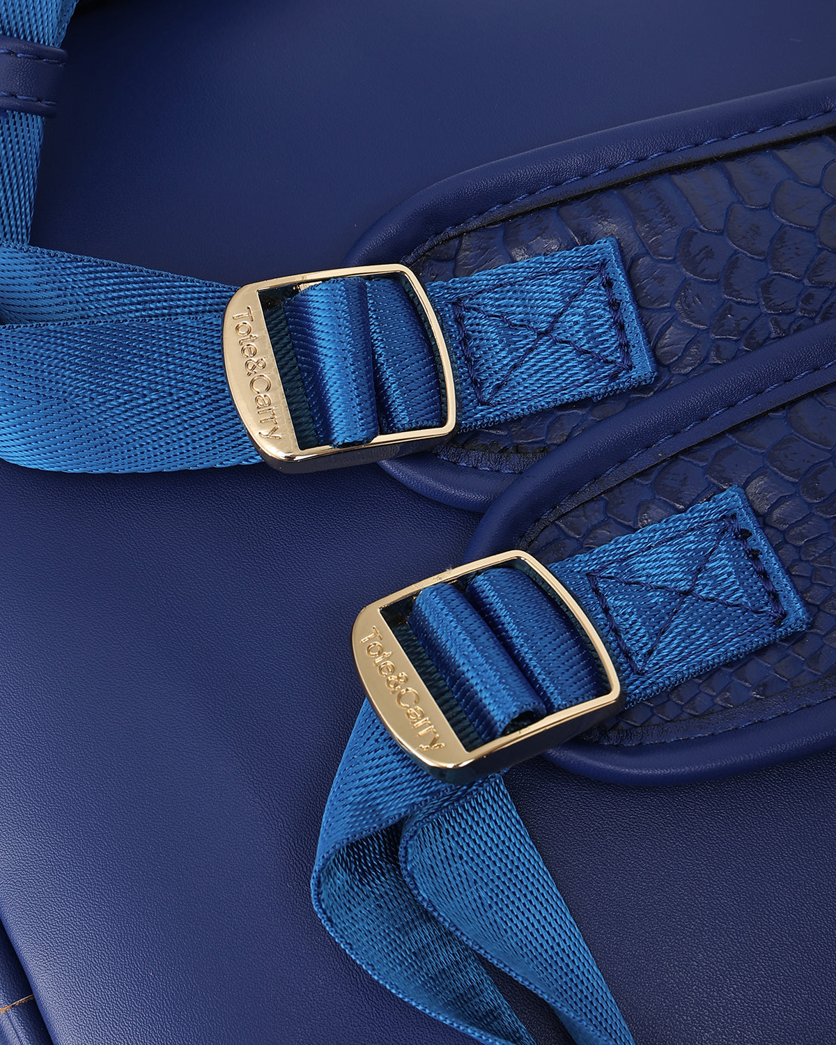 Classic Weekender Backpack in Royal Blue