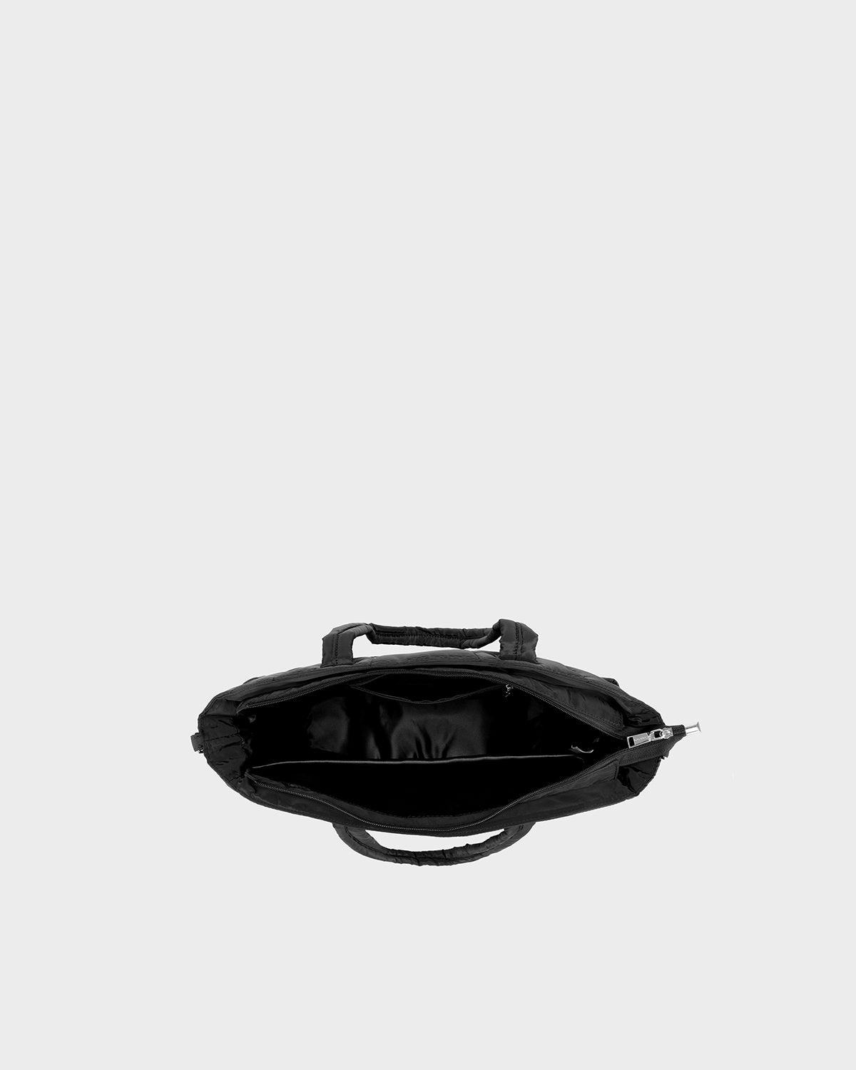 Cloud Carry-All Tote in Onyx Black