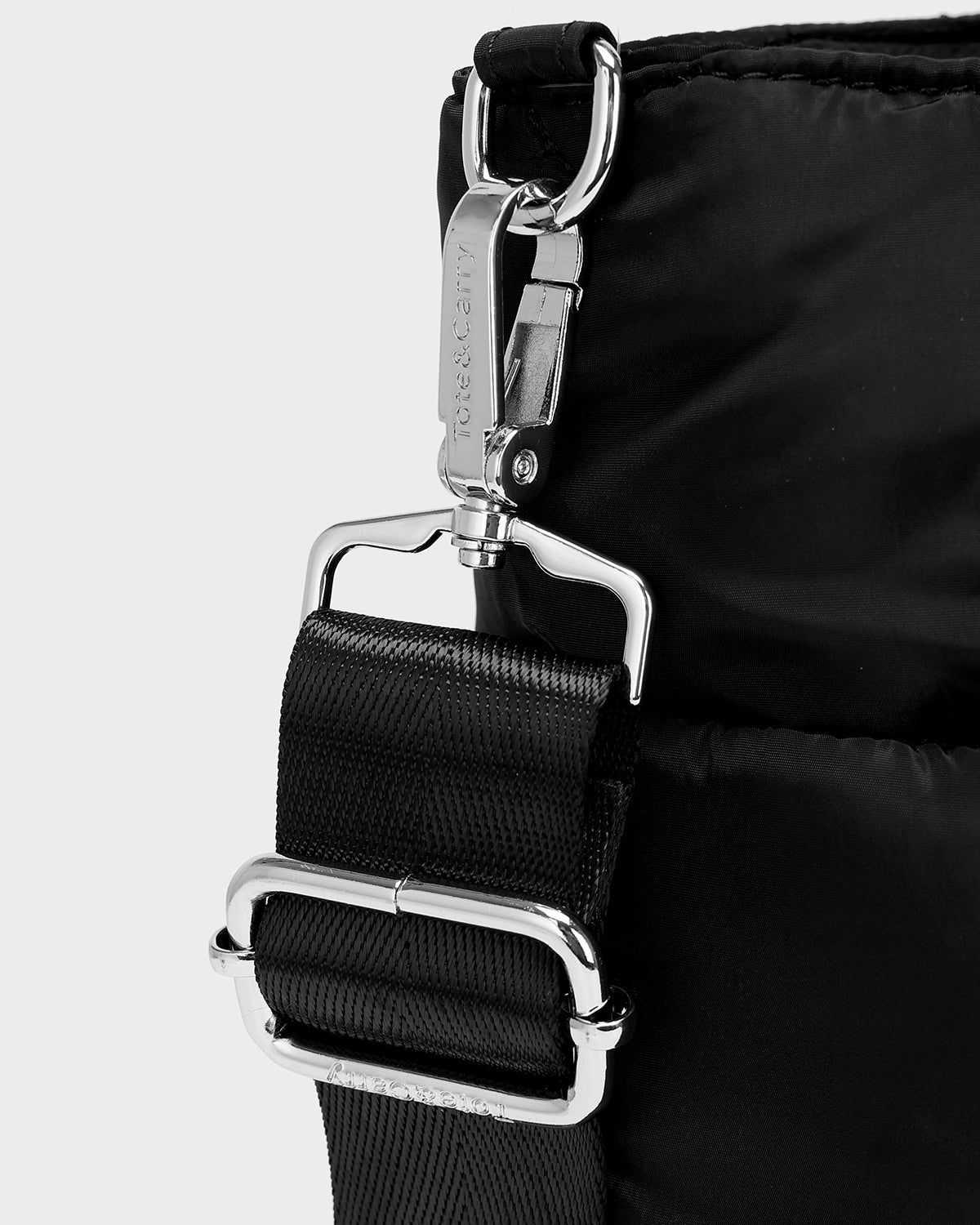 Cloud Carry-All Tote in Onyx Black
