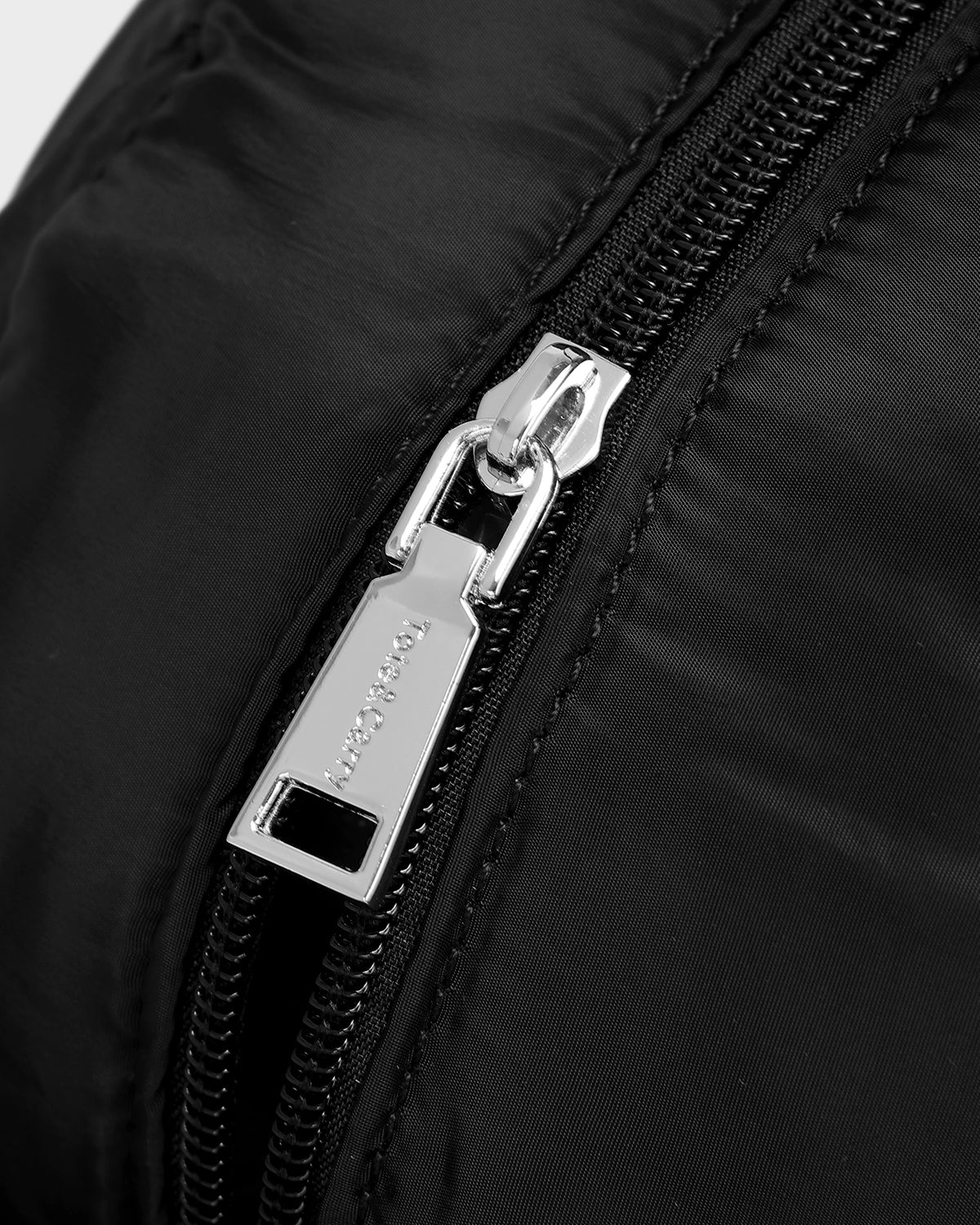Cloud Duffle in Onyx Black