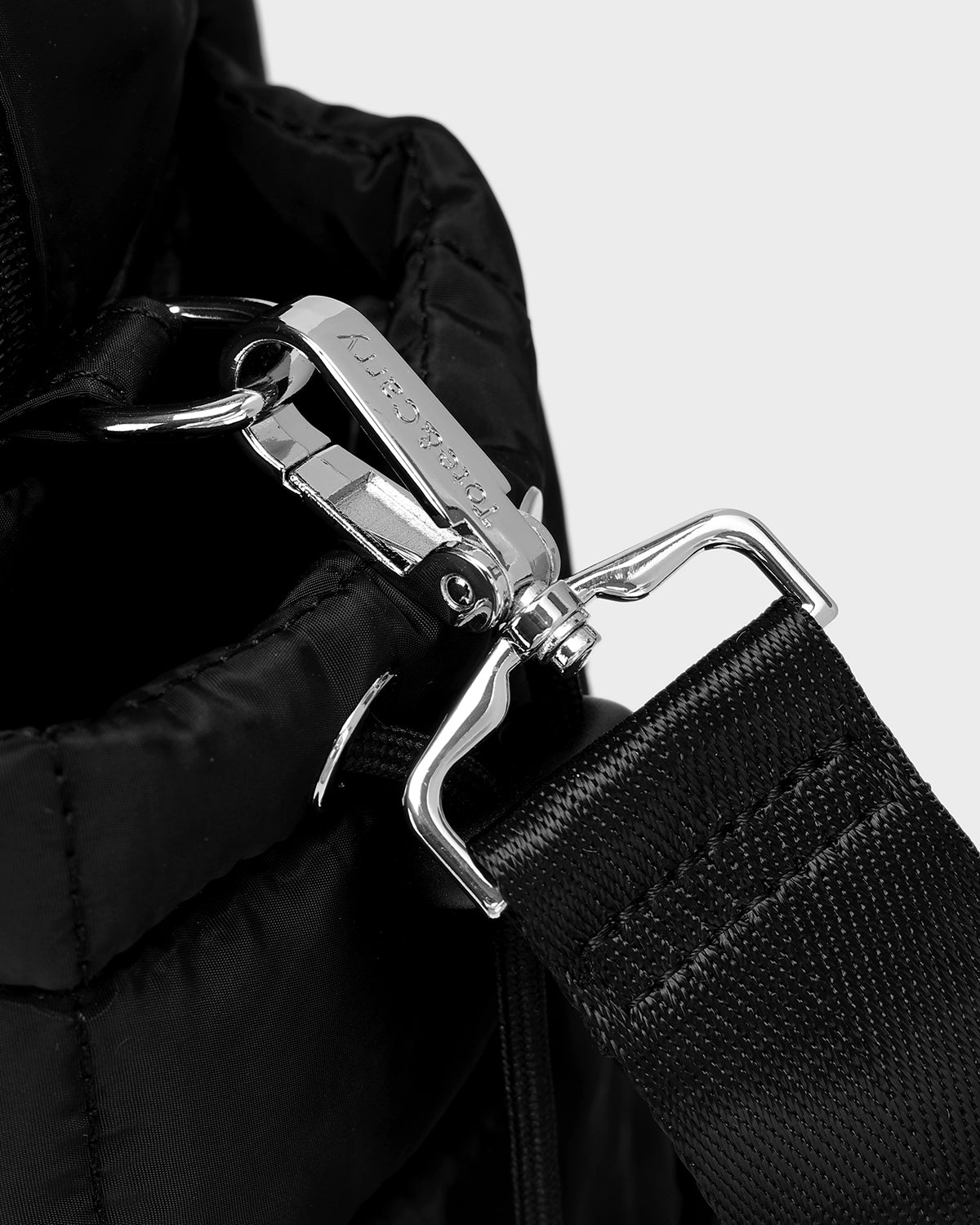 Cloud Duffle in Onyx Black