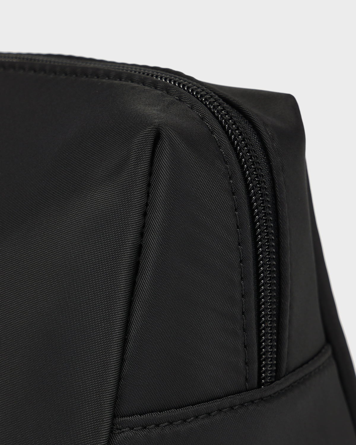 Cloud Toiletry Bag Set in Onyx Black
