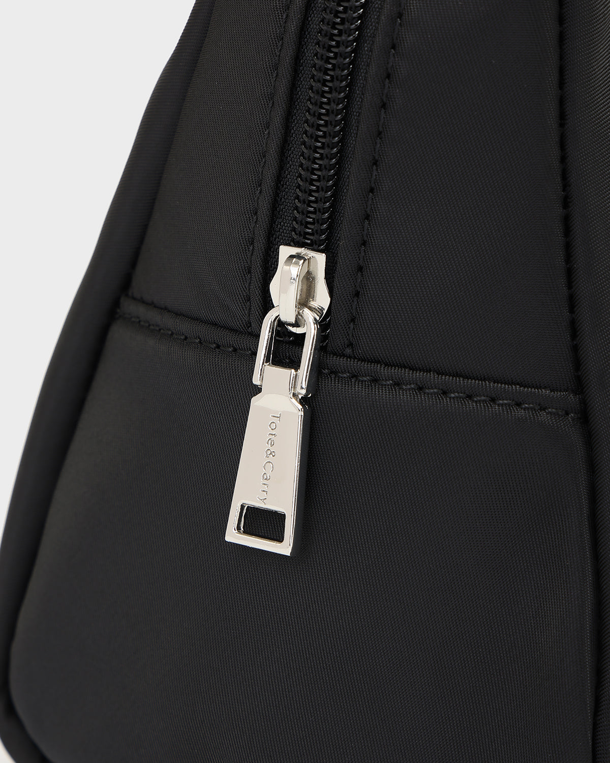 Cloud Toiletry Bag Set in Onyx Black