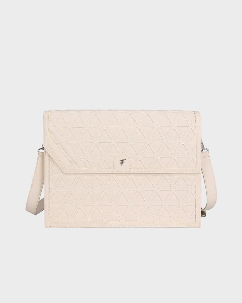 First Class CEO Briefcase in Creme
