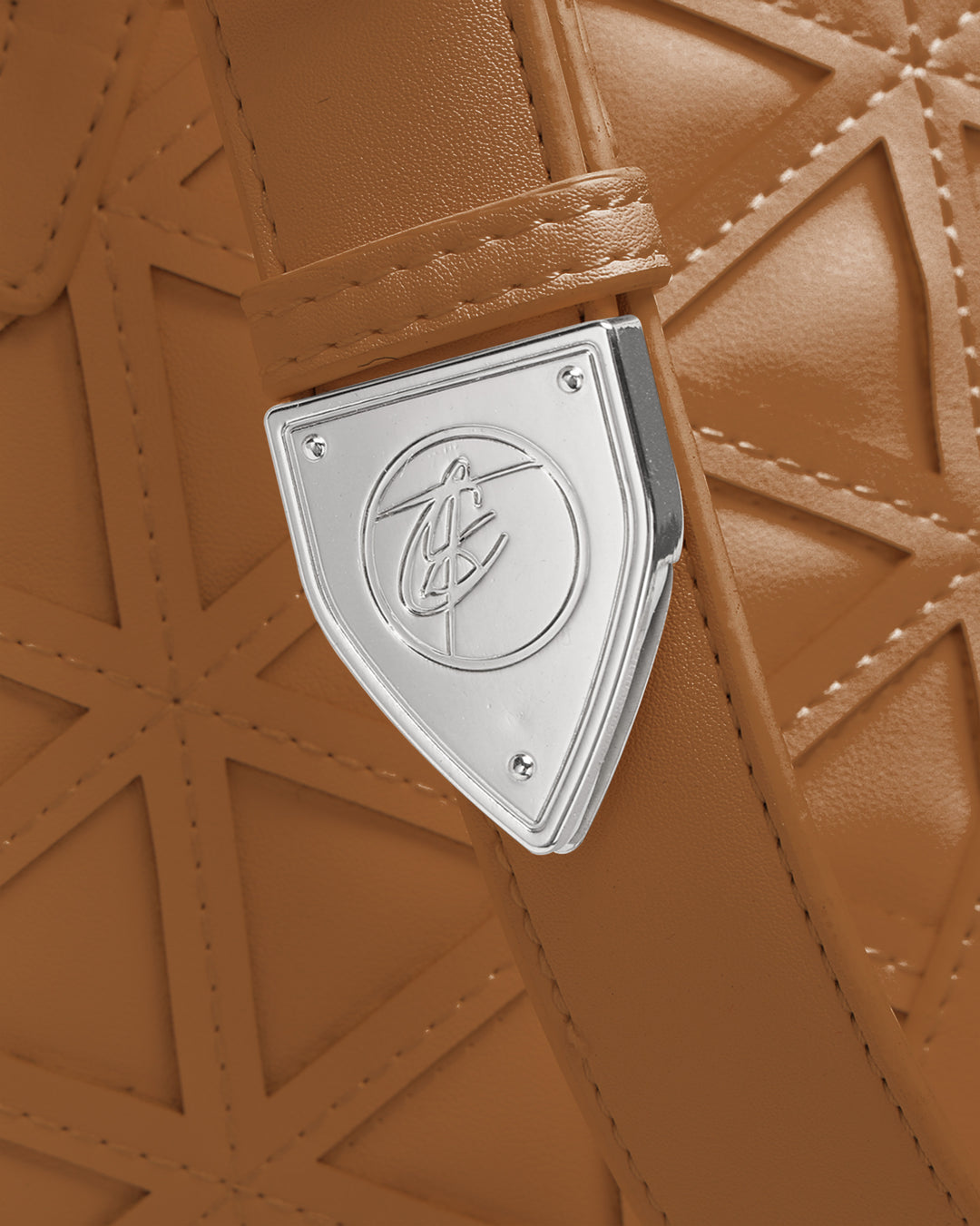 First Class Tote Bag in Caramel