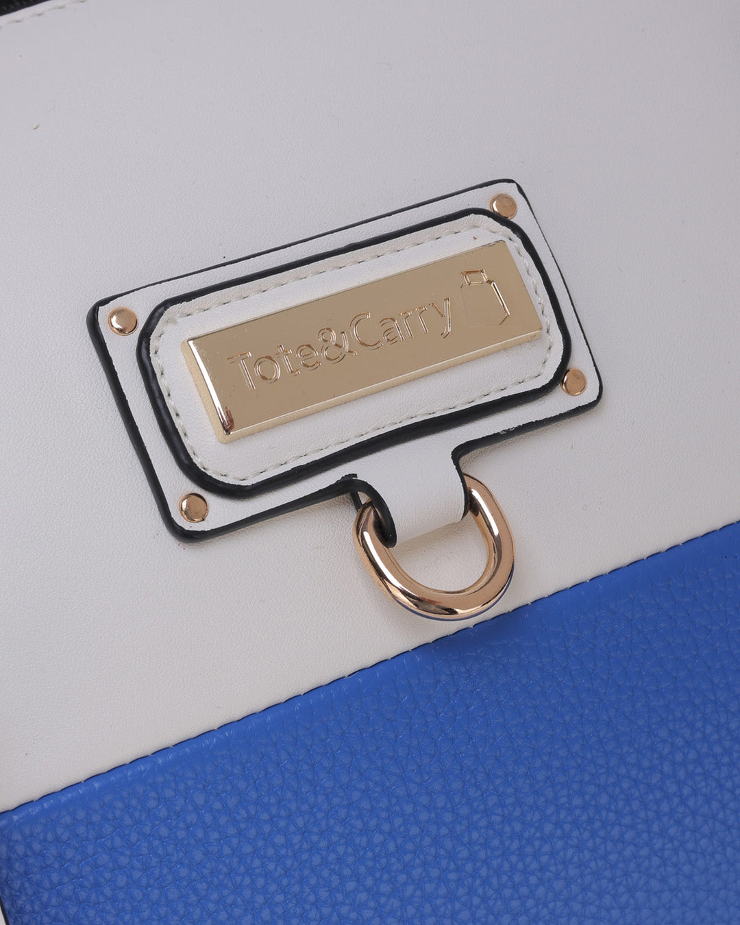 Globetrotter Weekender Duffle Bag in Blue