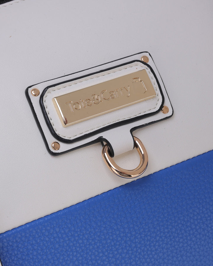 Globetrotter Weekender Duffle Bag in Blue