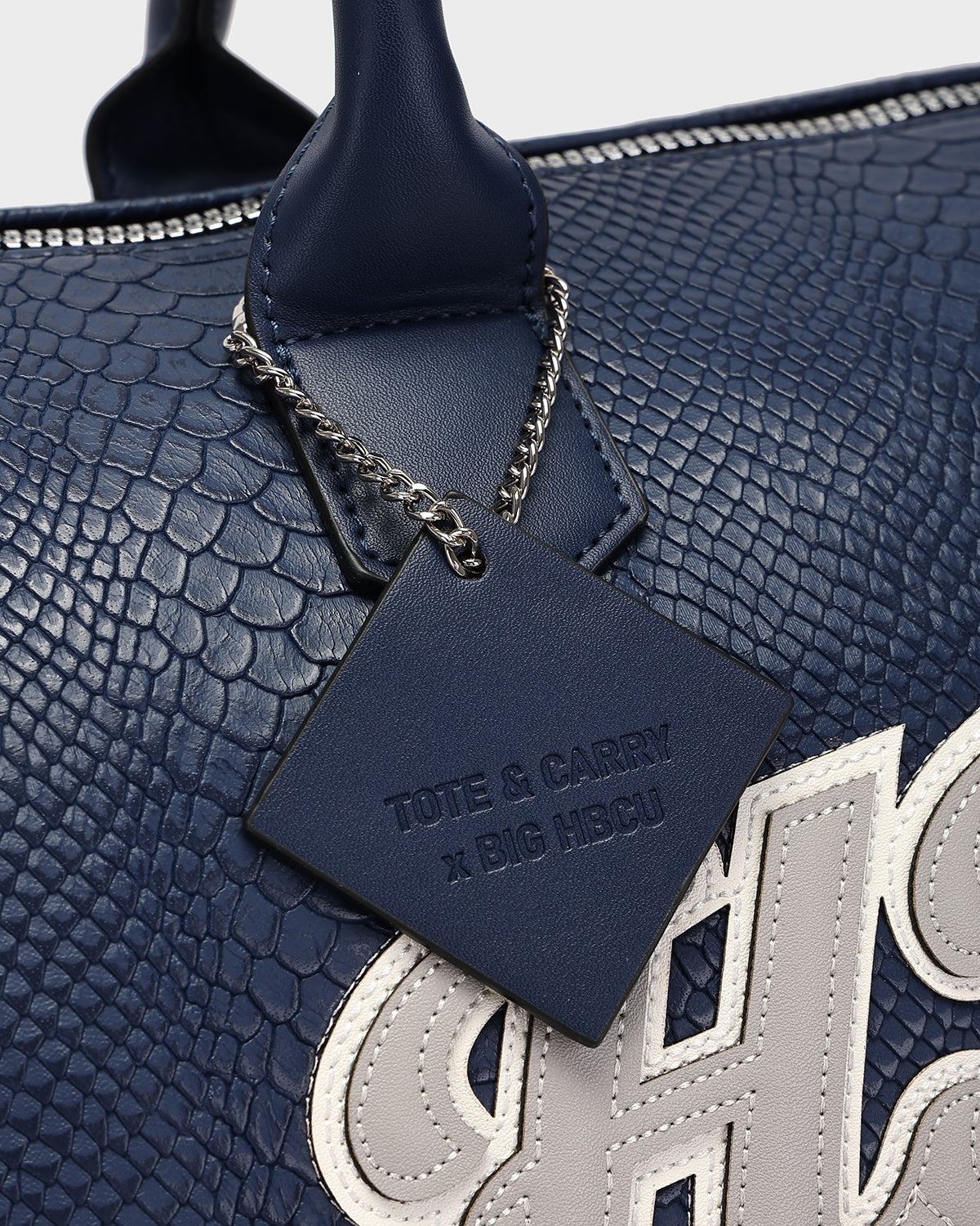 HBCU Varsity Travel Set in Navy 06