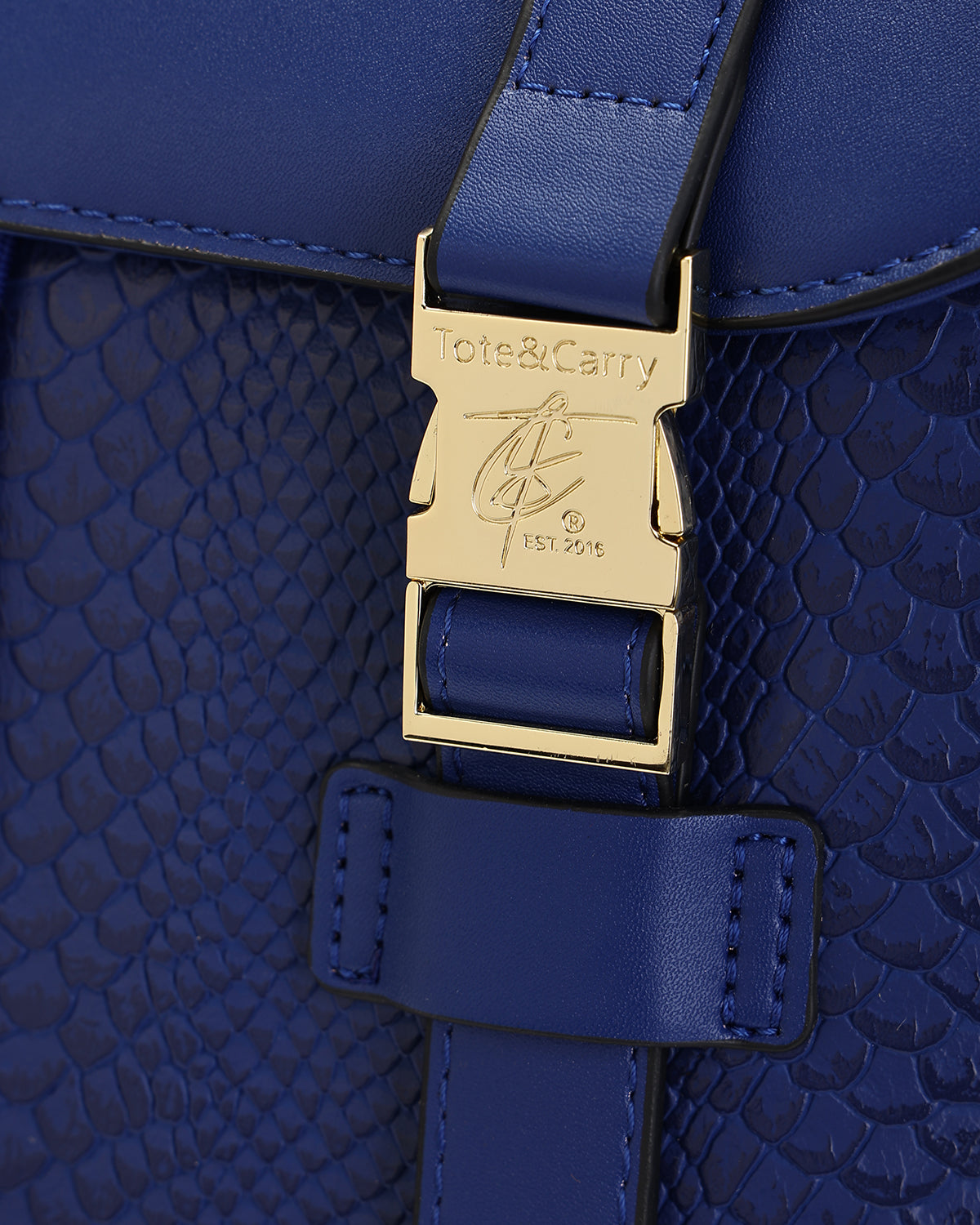 HBCU Varsity Travel Set in Royal Blue 24